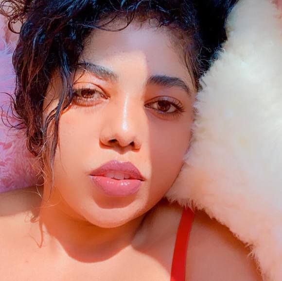 Poshmark profile picture for @esku